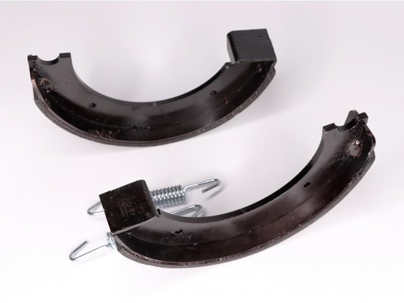 Bremsbacken Satz HINTEN mit Zugfeder (25/150mm) für DKW 250 NZ, neu, Nachbau – Bild 6